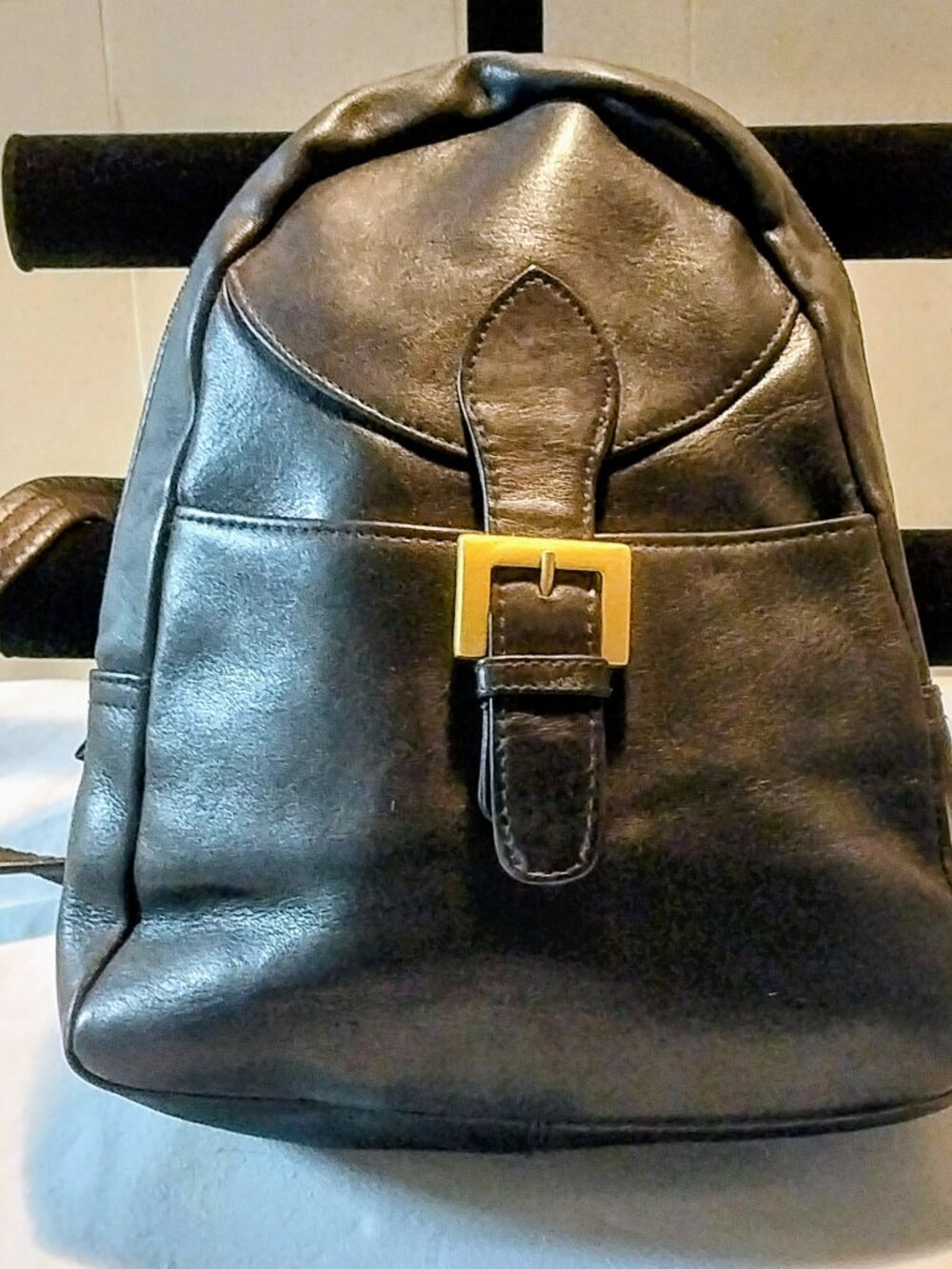 Vintage Tignanello Sling Backpack Black/Gold Soft Leather One Shoulder Buckle